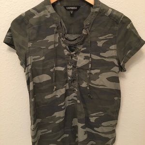 Xs camouflage short sleeve shirt